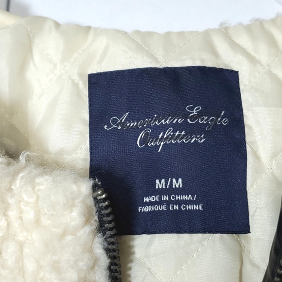 American Eagle  Outfitters size M/M Excellent conditions - Picture 13 of 17